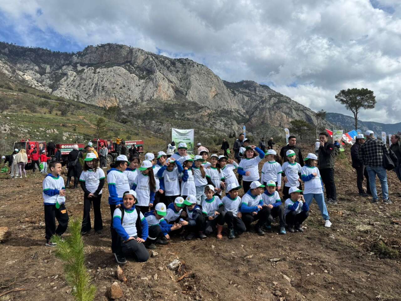 Muğla’da Orman Haftası Etkinliği: 28 Bin Fidan Toprakla Buluşuyor 16